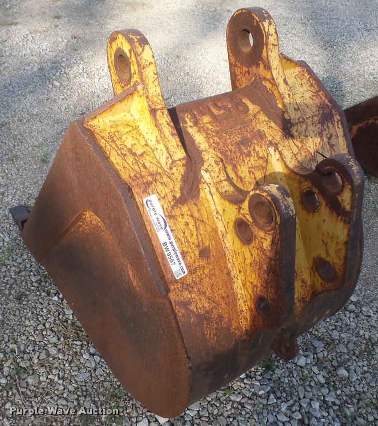 image for item BW9557 Backhoe bucket