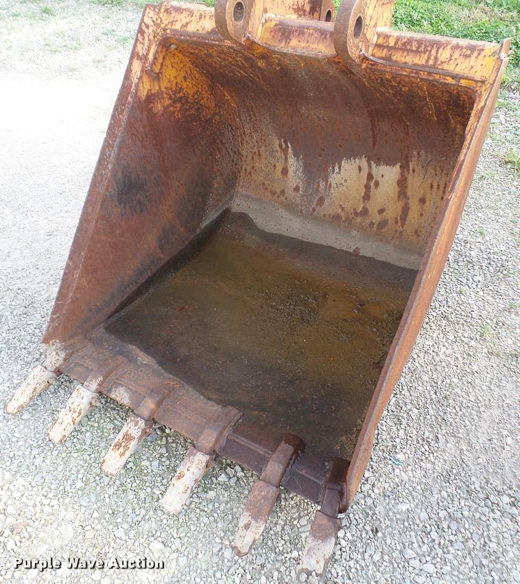image for item BW9558 Backhoe bucket