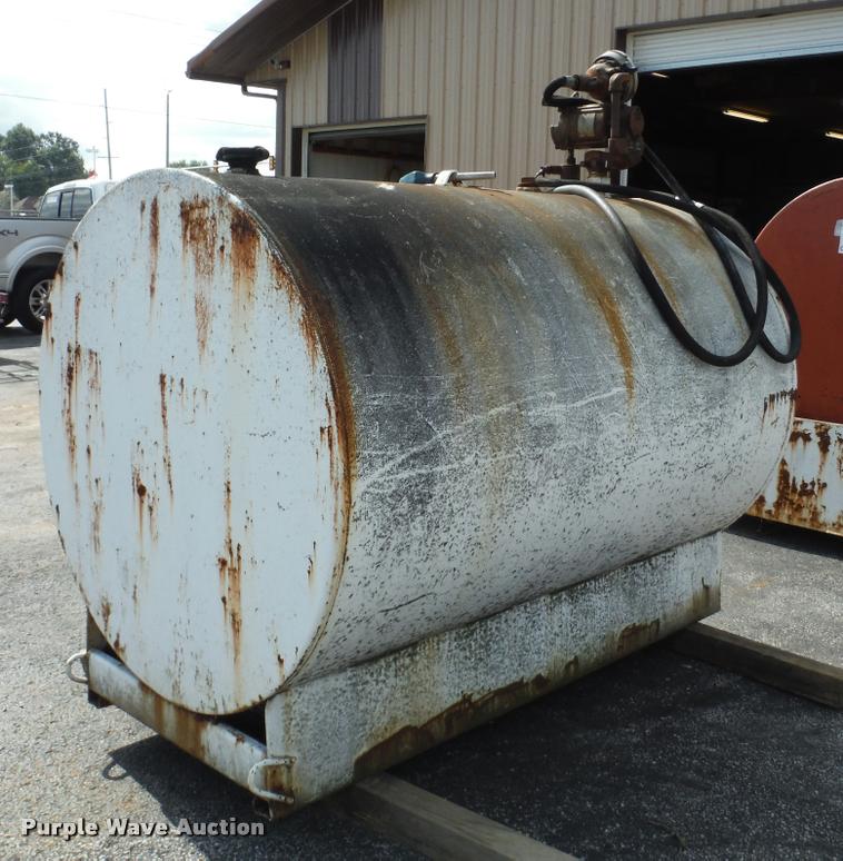 image for item CC9504 1993 fuel tank