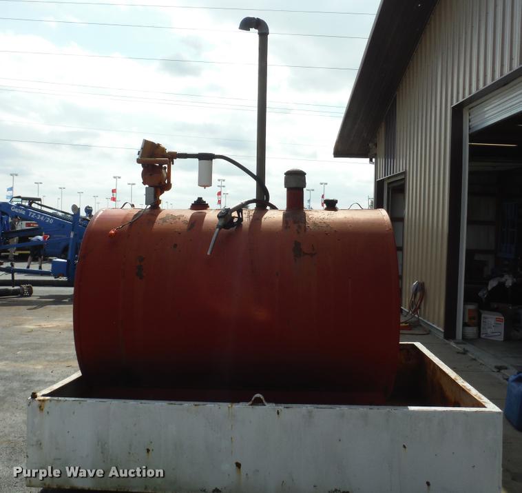 image for item CC9505 1985 fuel tank