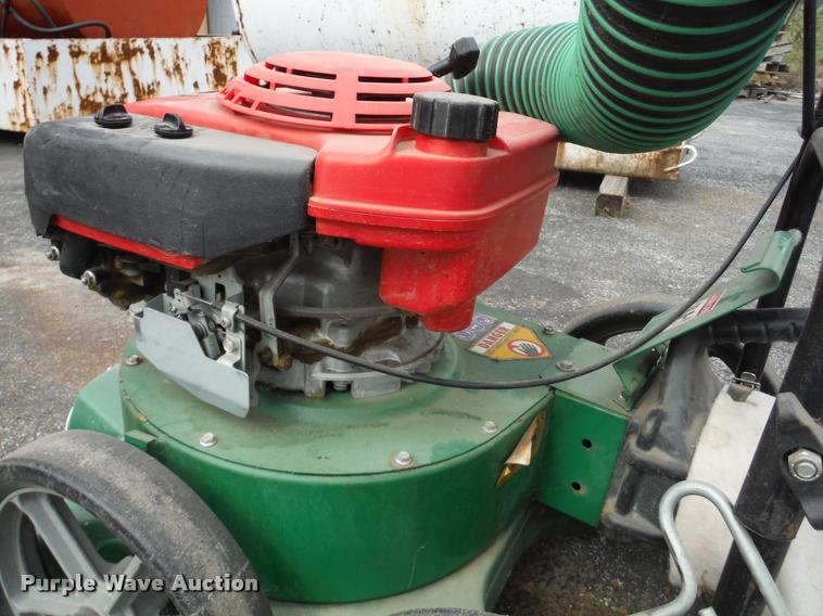 image for item CC9513 1997 Billy Goat KD510H lawn vacuum