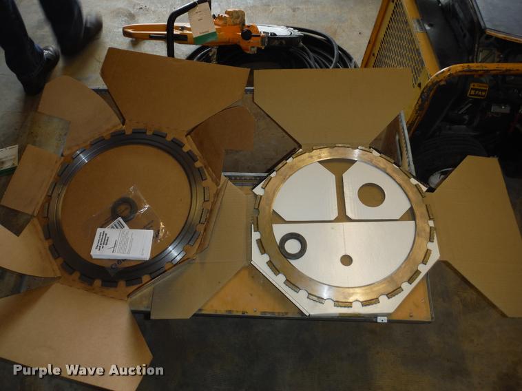 image for item CC9515 2005 Partner K3600 ring saw