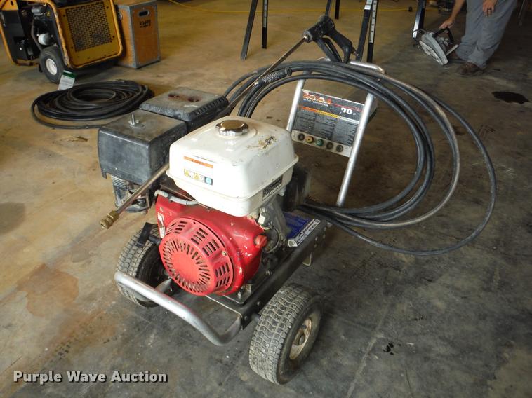 image for item CC9520 2006 Mi-T-M CA3504 pressure washer