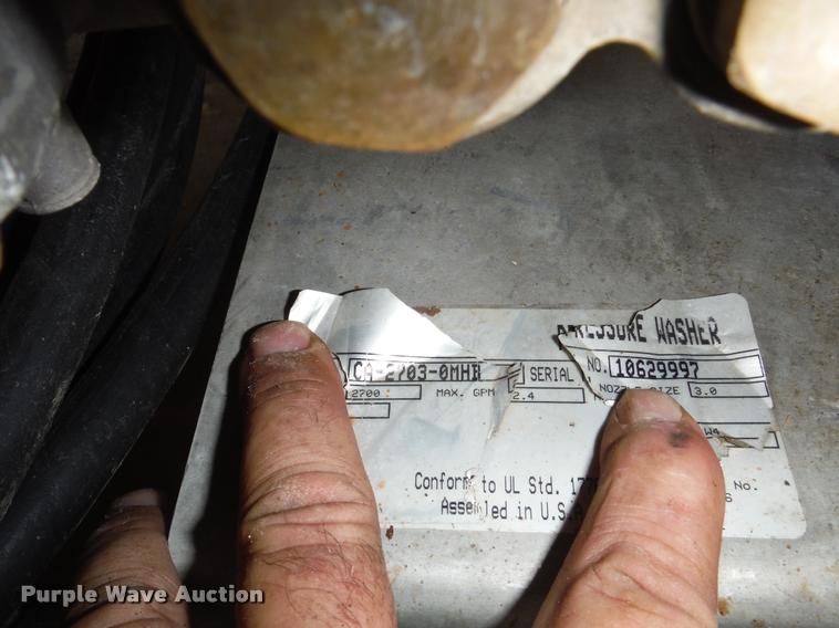 image for item CC9527 2012 Mi-T-M CA-27030-MHB pressure washer