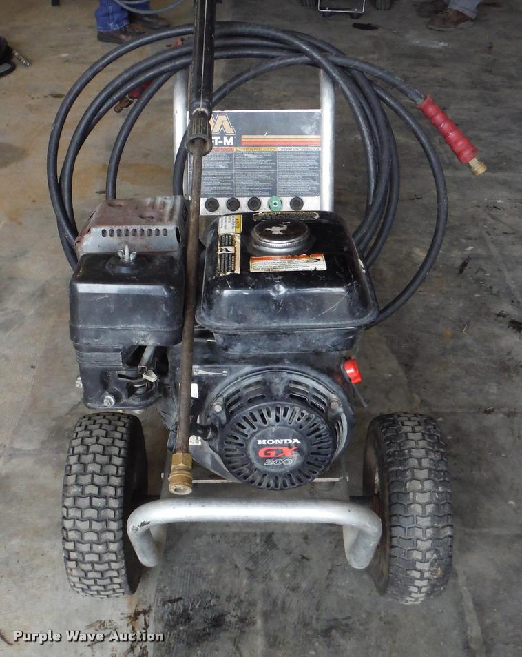 image for item CC9527 2012 Mi-T-M CA-27030-MHB pressure washer