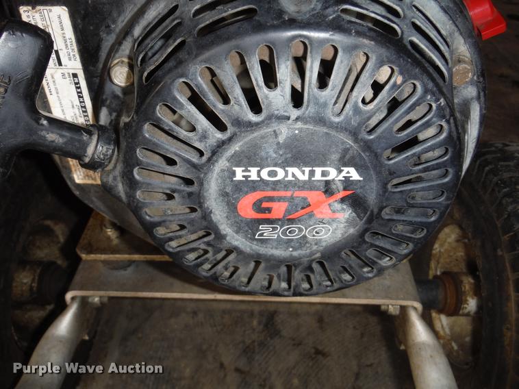 image for item CC9527 2012 Mi-T-M CA-27030-MHB pressure washer