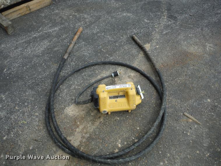 image for item CC9528 Wacker M2000 concrete vibrator