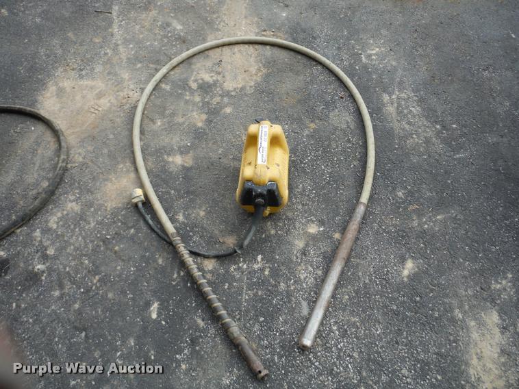 image for item CC9529 Wacker M2000 concrete vibrator