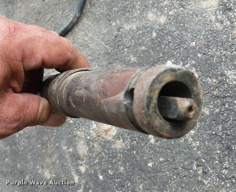 image for item CC9529 Wacker M2000 concrete vibrator