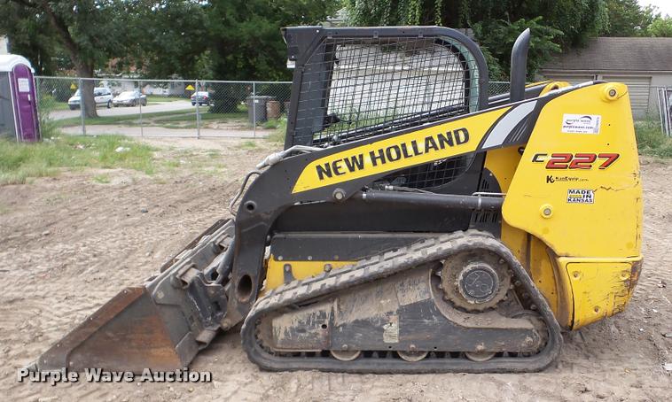 image for item DA2875 2011 New Holland C227 skid steer