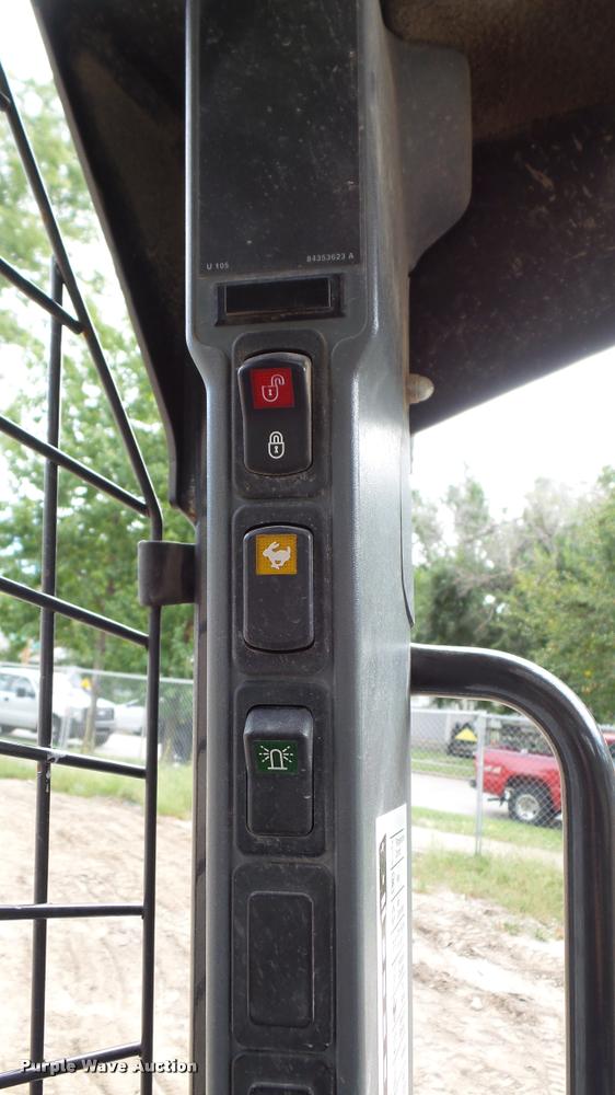 image for item DA2875 2011 New Holland C227 skid steer