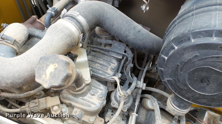 image for item DA2875 2011 New Holland C227 skid steer