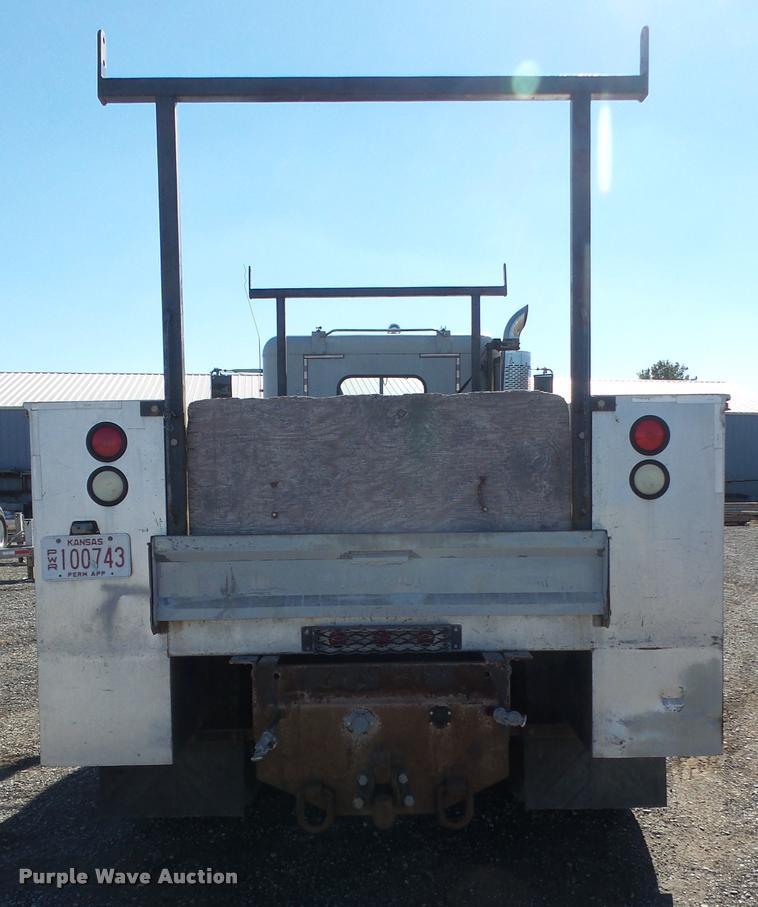 image for item DA3755 1999 Freightliner FLD112 service truck