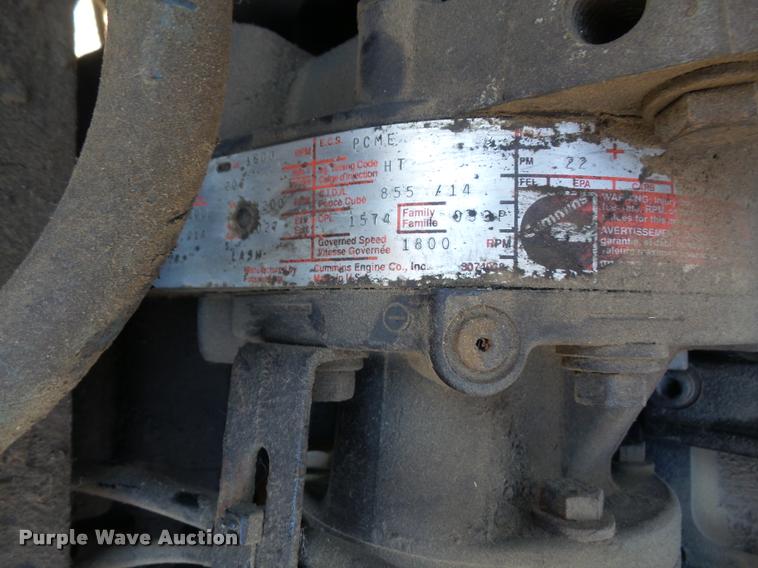 image for item DA3766 1993 Freightliner FLD120SD flatbed truck