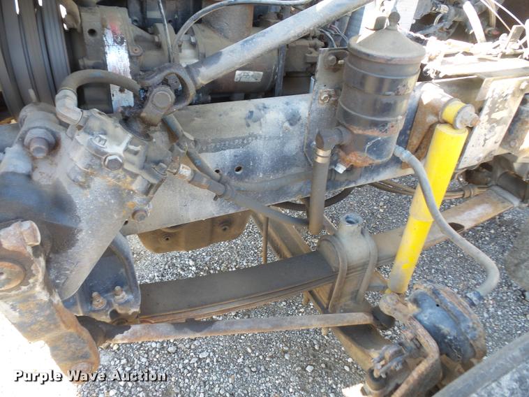 image for item DA3766 1993 Freightliner FLD120SD flatbed truck