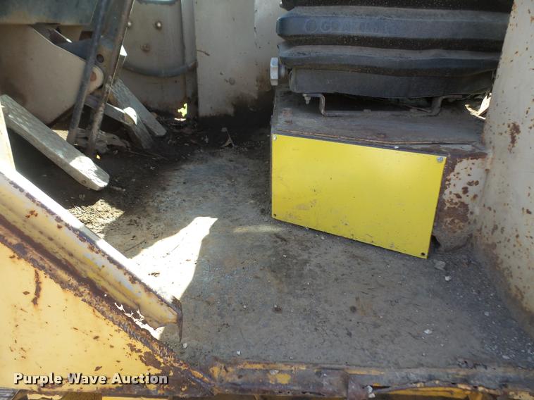 image for item DA3773 1988 John Deere 644E wheel loader