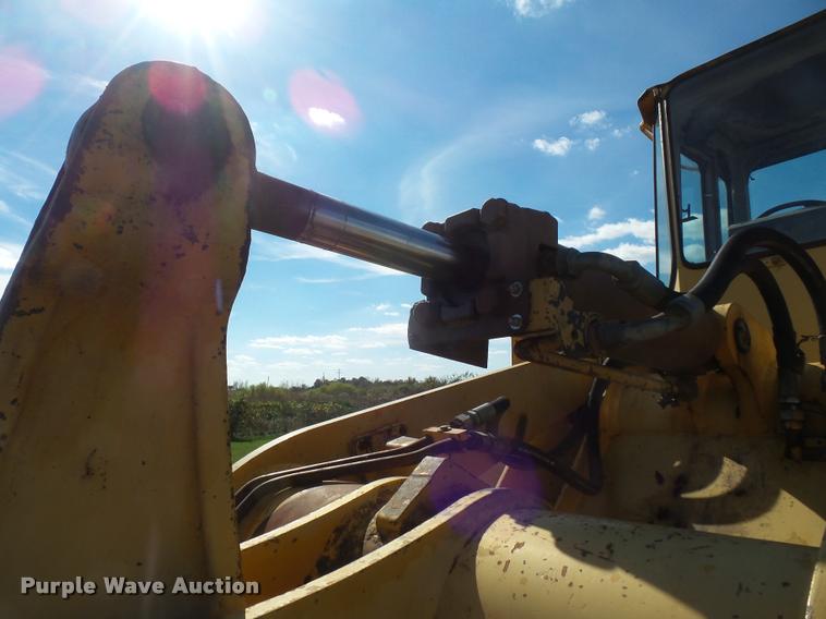 image for item DA3773 1988 John Deere 644E wheel loader