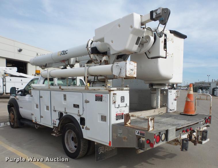 image for item DA3822 2007 Ford F550 bucket truck