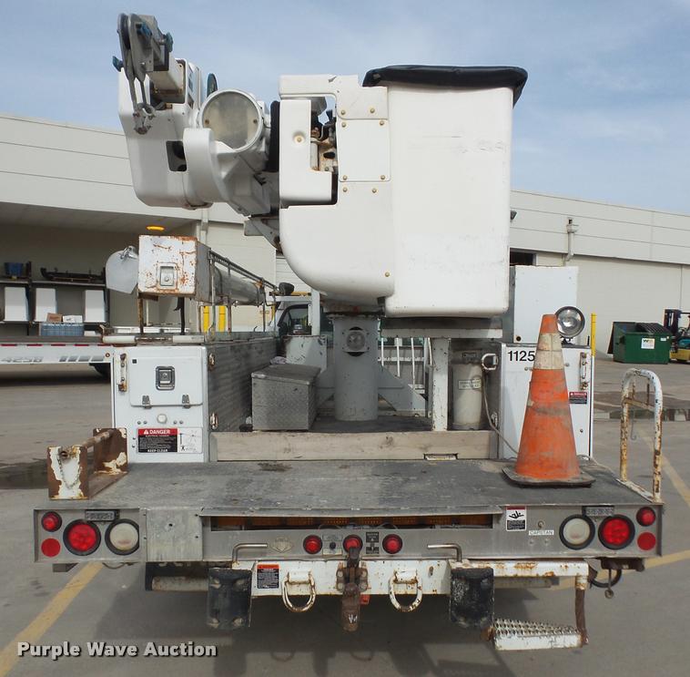 image for item DA3822 2007 Ford F550 bucket truck