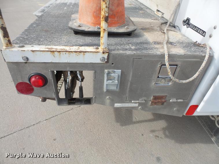 image for item DA3822 2007 Ford F550 bucket truck