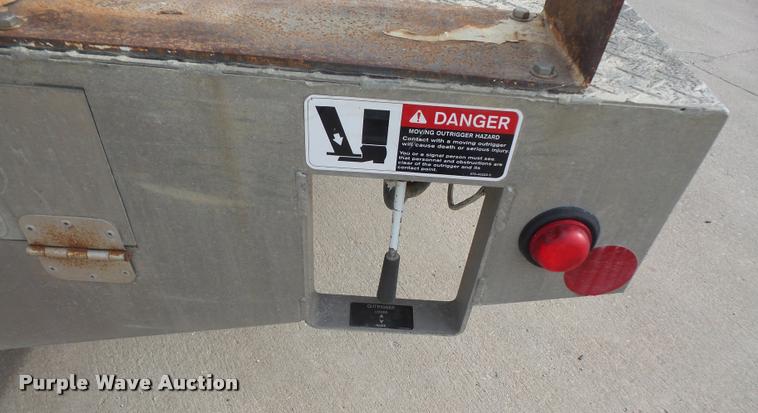 image for item DA3822 2007 Ford F550 bucket truck