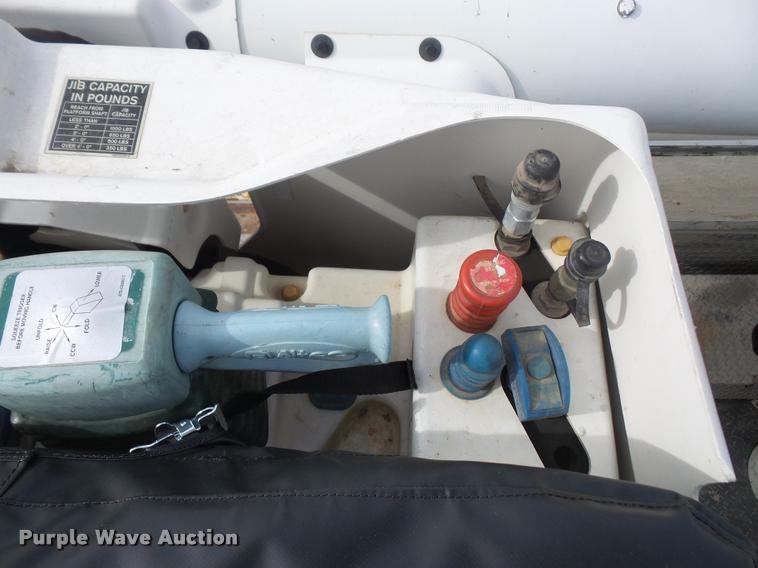 image for item DA3822 2007 Ford F550 bucket truck