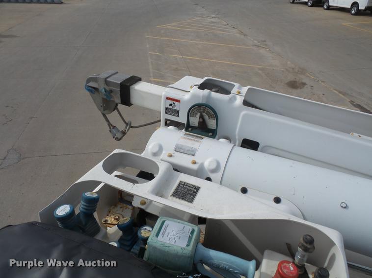 image for item DA3822 2007 Ford F550 bucket truck