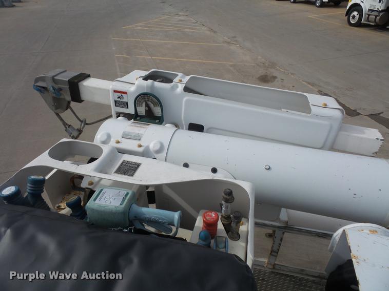 image for item DA3822 2007 Ford F550 bucket truck