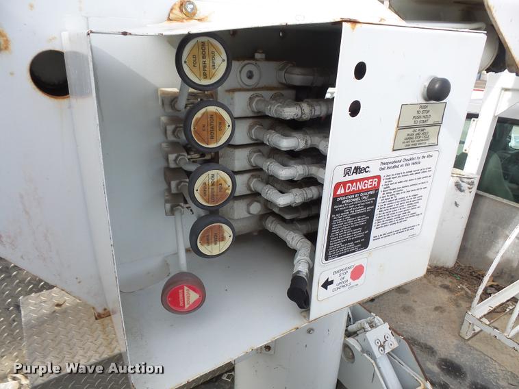 image for item DA3822 2007 Ford F550 bucket truck