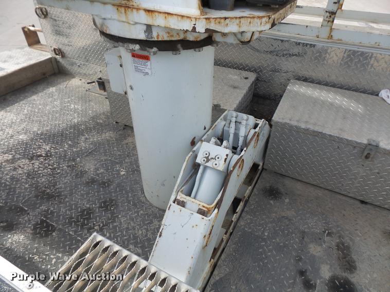 image for item DA3822 2007 Ford F550 bucket truck