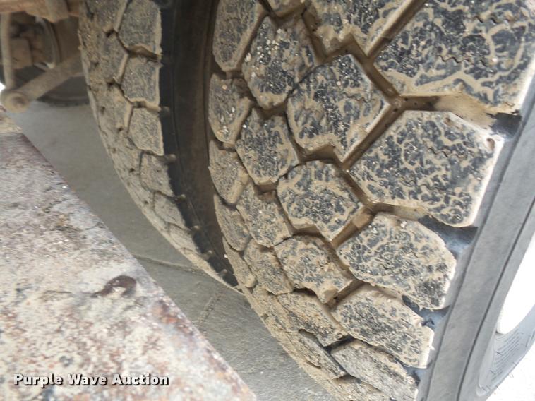 image for item DA3822 2007 Ford F550 bucket truck