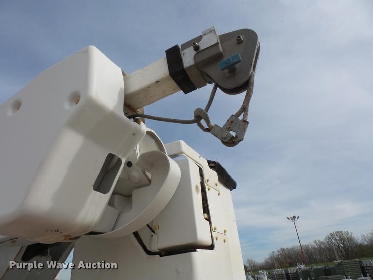 image for item DA3822 2007 Ford F550 bucket truck