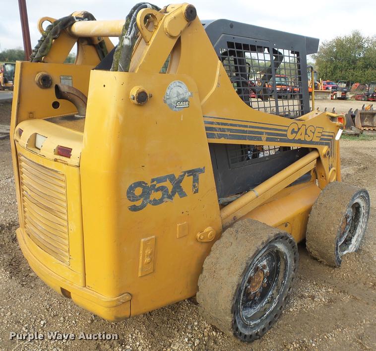 image for item DA3896 1997 Case 95XT skid steer