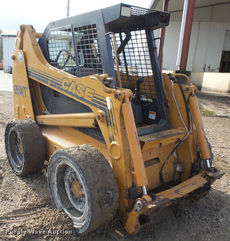 image for item DA3896 1997 Case 95XT skid steer