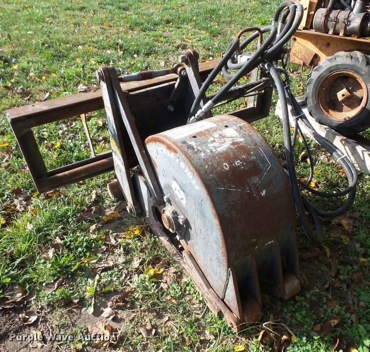 image for item DA3897 1999 Coneqtec Universal APX300 planer