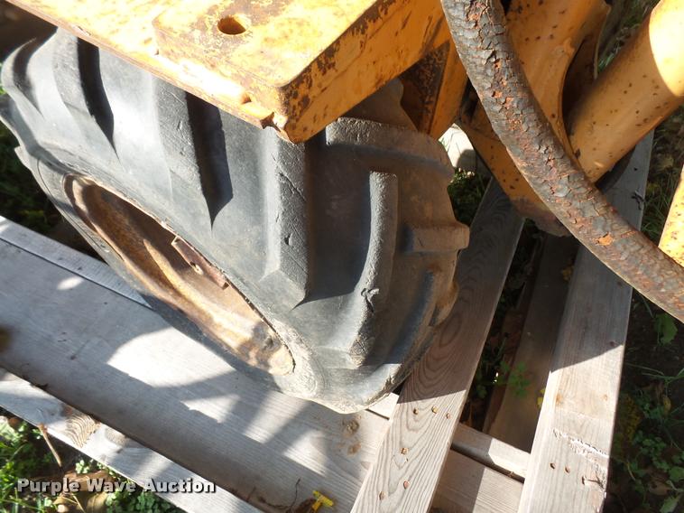 image for item DA3898 Case Maxi Sneaker Series B cable plow