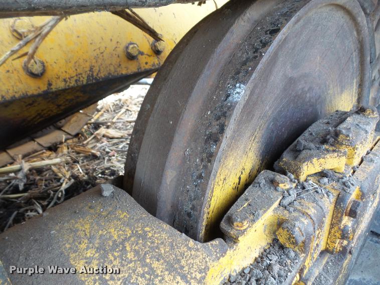 image for item DA3903 1988 John Deere 750B LT dozer