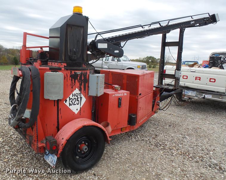 image for item DA3917 2003 Craftco Super Shot SS125 pot hole patcher