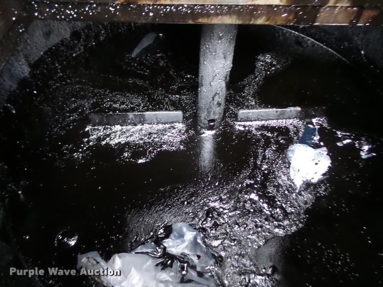 image for item DA3917 2003 Craftco Super Shot SS125 pot hole patcher