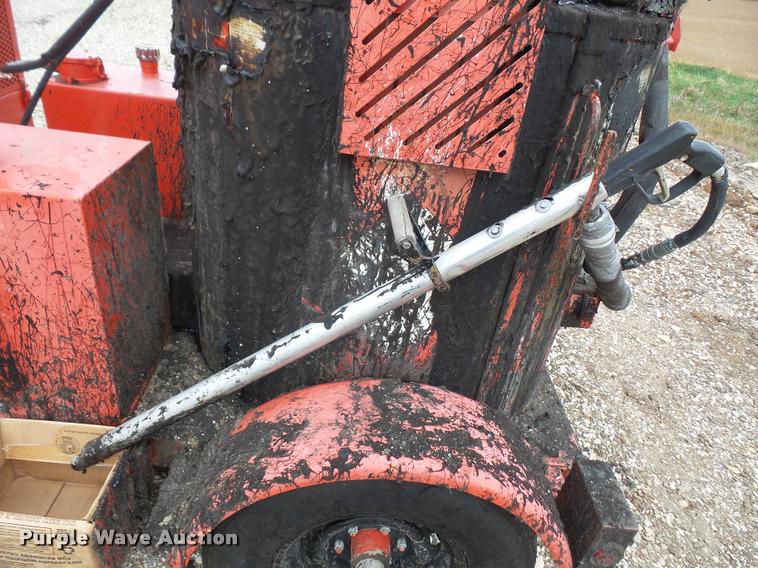 image for item DA3917 2003 Craftco Super Shot SS125 pot hole patcher