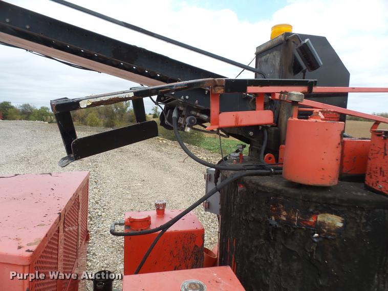 image for item DA3917 2003 Craftco Super Shot SS125 pot hole patcher