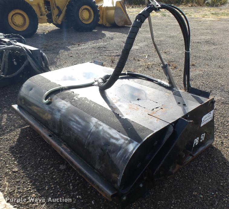 image for item DA4252 Bobcat Sweeper bucket