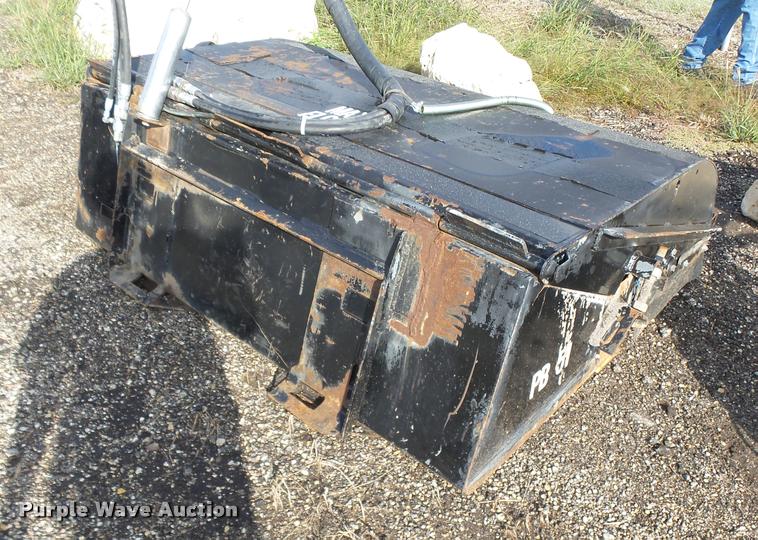 image for item DA4252 Bobcat Sweeper bucket