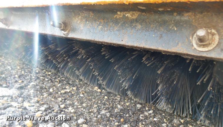 image for item DA4252 Bobcat Sweeper bucket