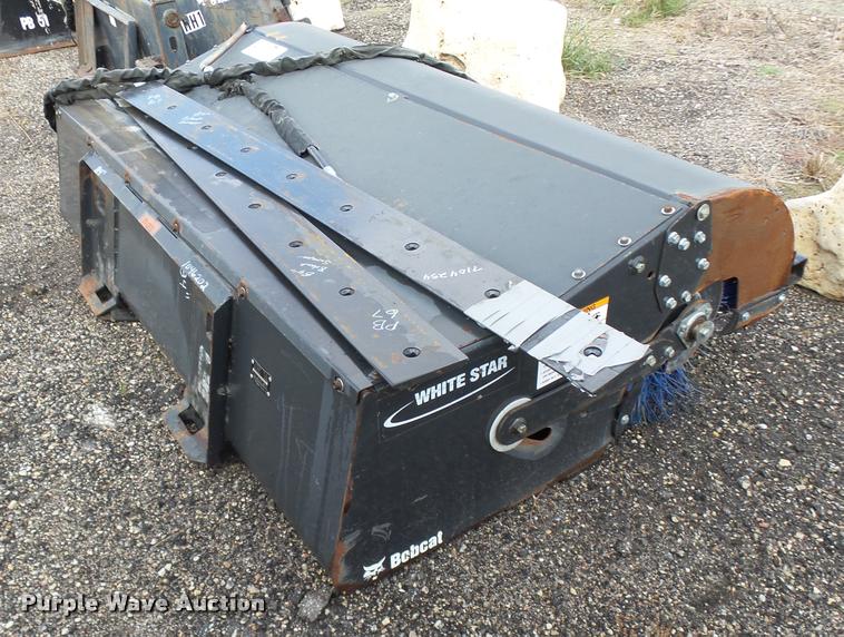 image for item DA4254 2011 Bobcat Sweeper bucket