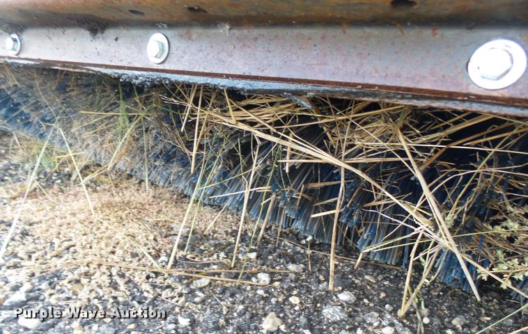 image for item DA4254 2011 Bobcat Sweeper bucket