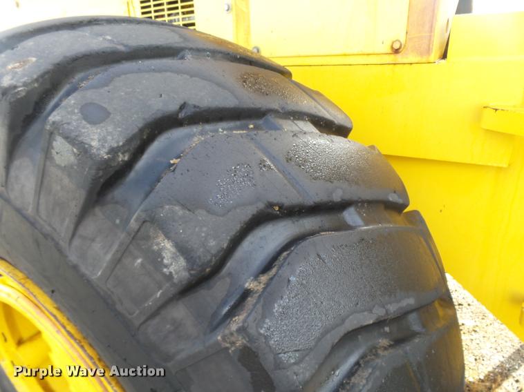image for item DA4255 1989 Dresser 540 wheel loader