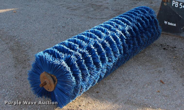 image for item DA4274 2007 Bobcat Sweeper broom