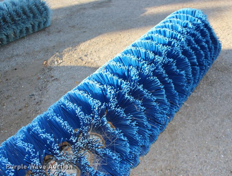 image for item DA4274 2007 Bobcat Sweeper broom