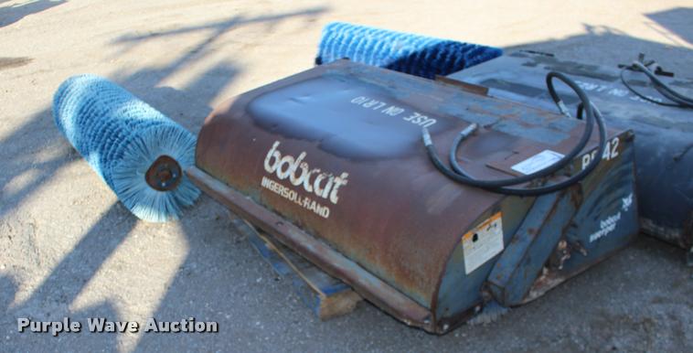 image for item DA4275 Bobcat Sweeper broom